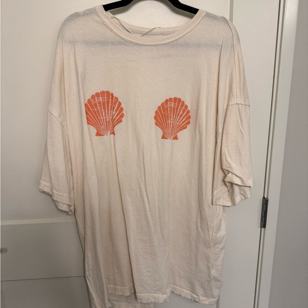 Free People Cream T-Shirt with Orange Shell Design